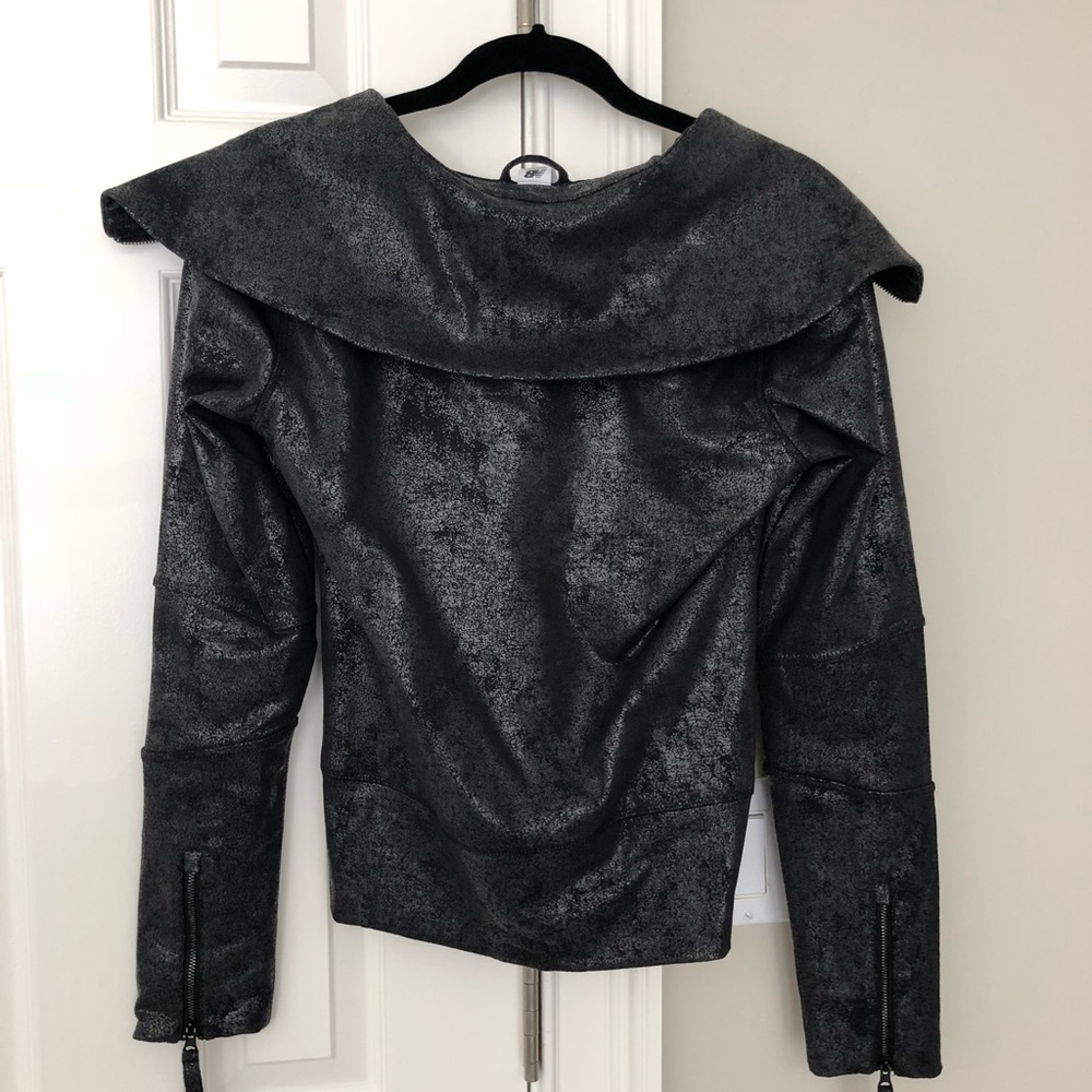 💥NEW BALANCE JACKET💥 - Picture 2 of 4